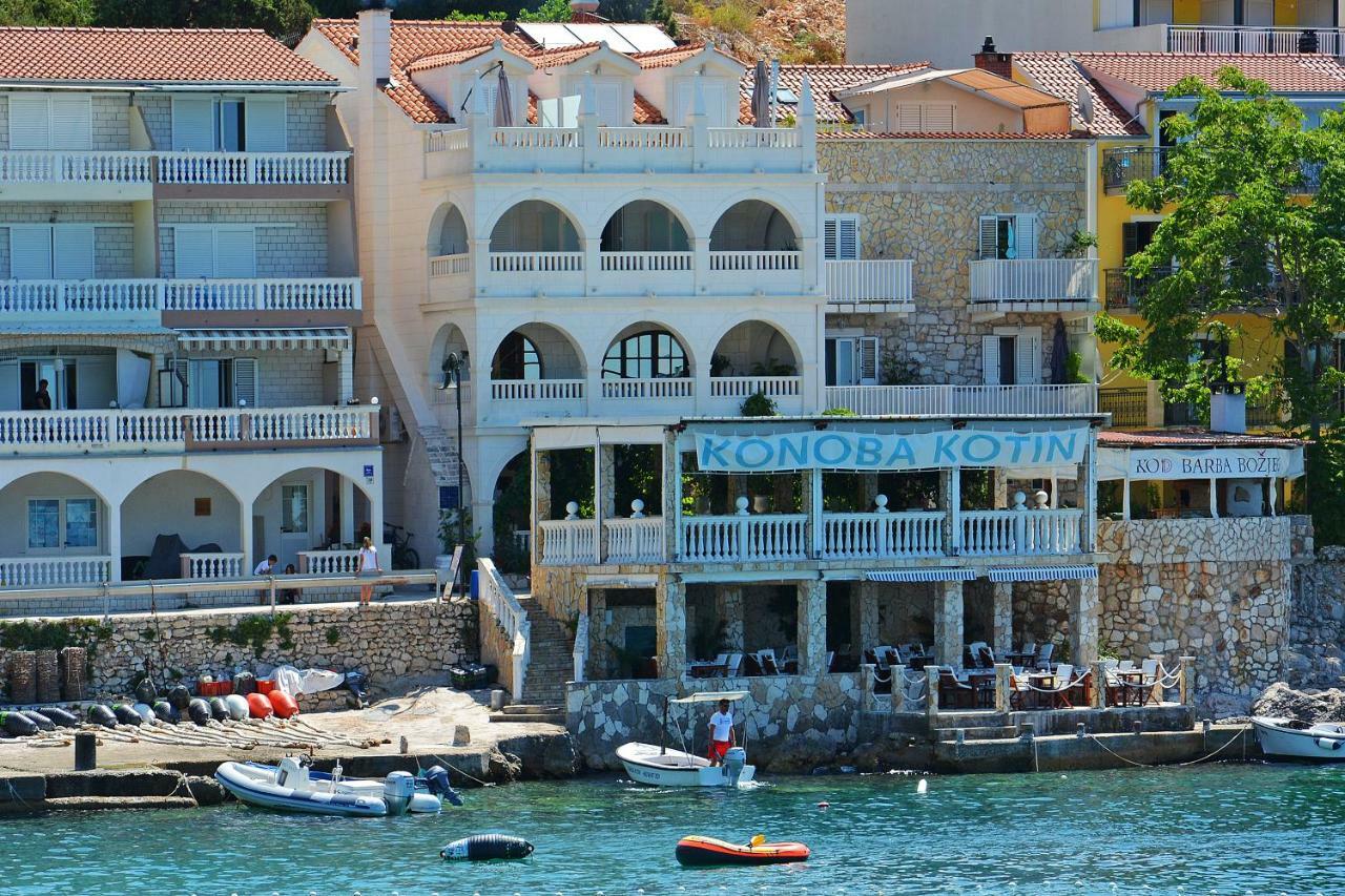 Guest house Stonehouse *
